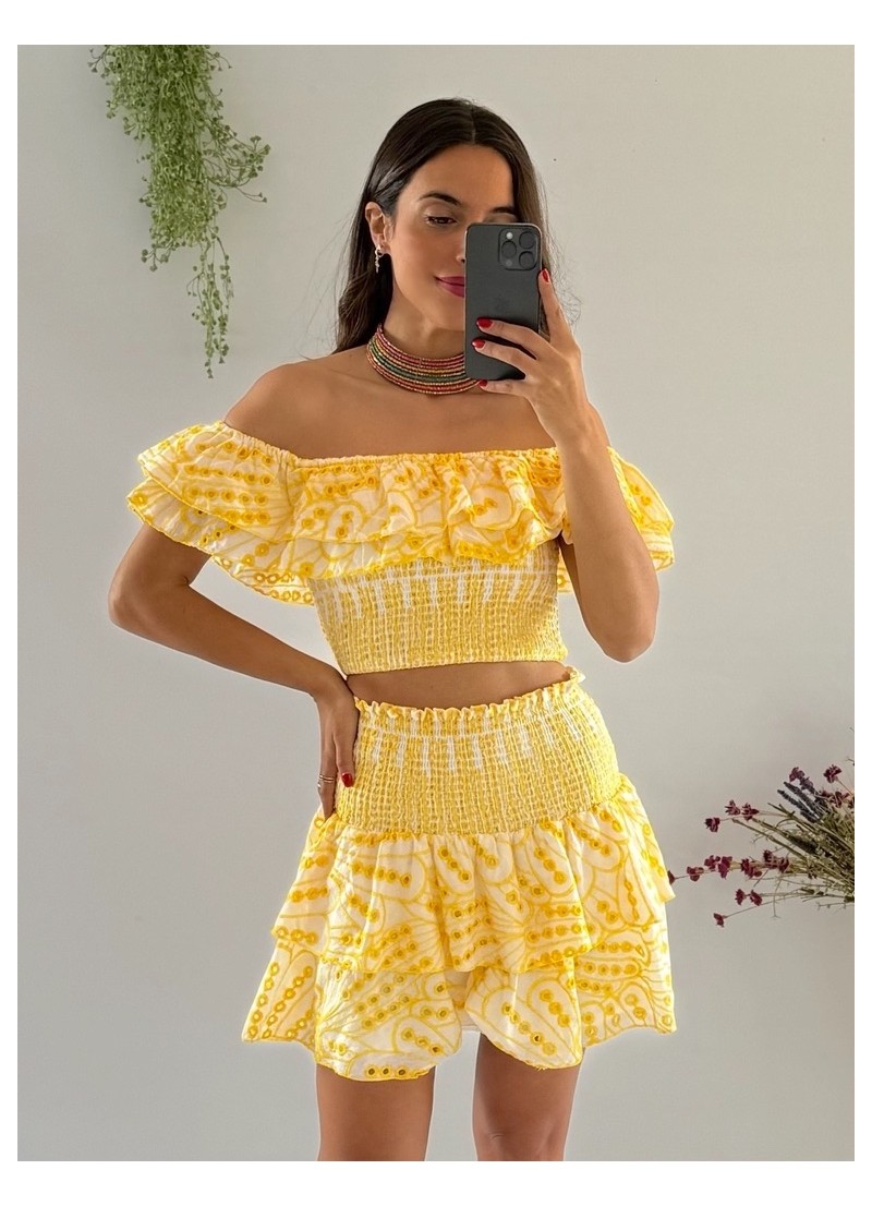 Conjunto Capri bordado amarillo