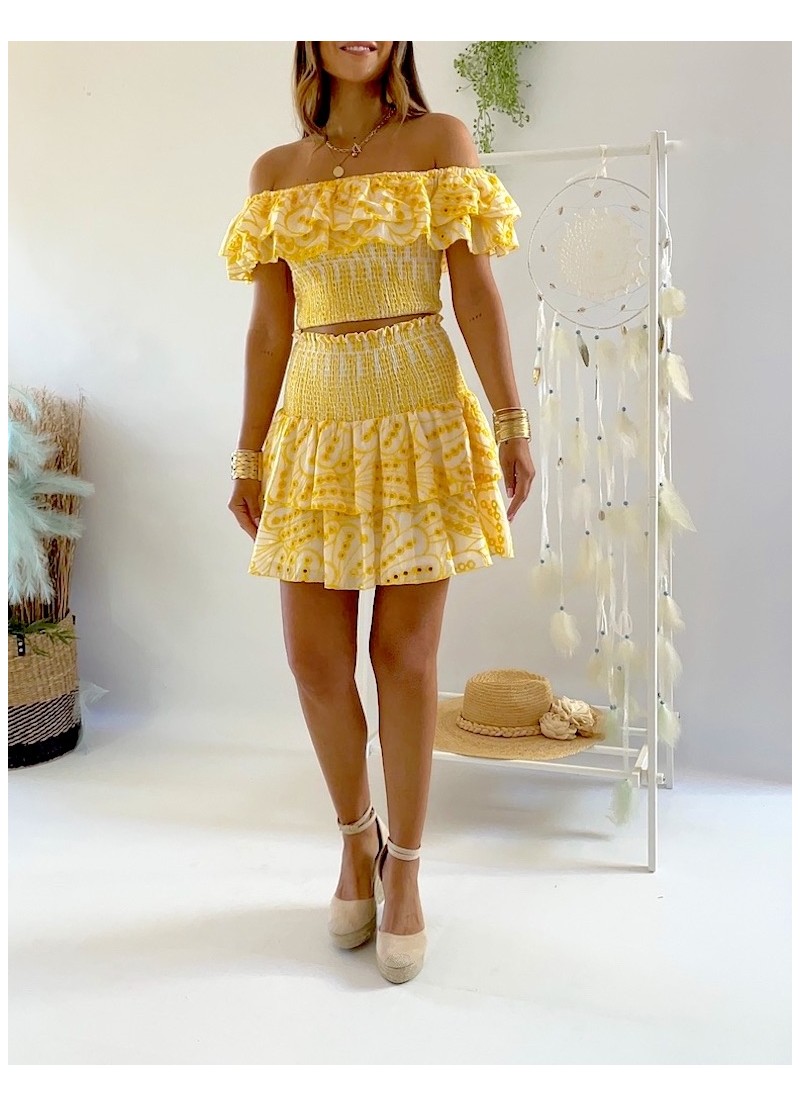 Conjunto Capri bordado amarillo
