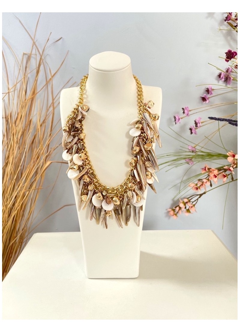 Collar Priya beige y dorado