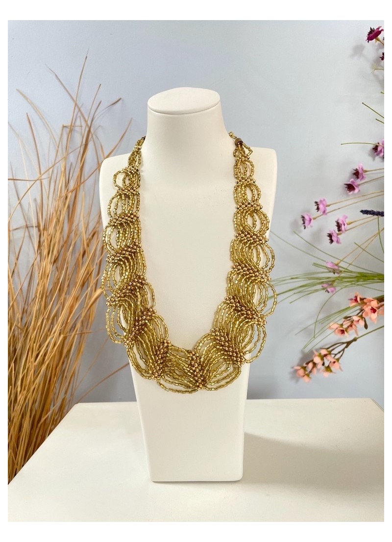 Collar Chipre dorado suave