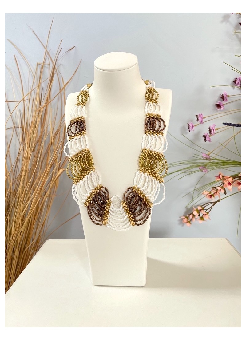 Collar Chipre blanco y dorado