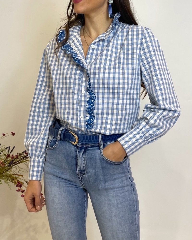 Blusa Nina cuello bordado