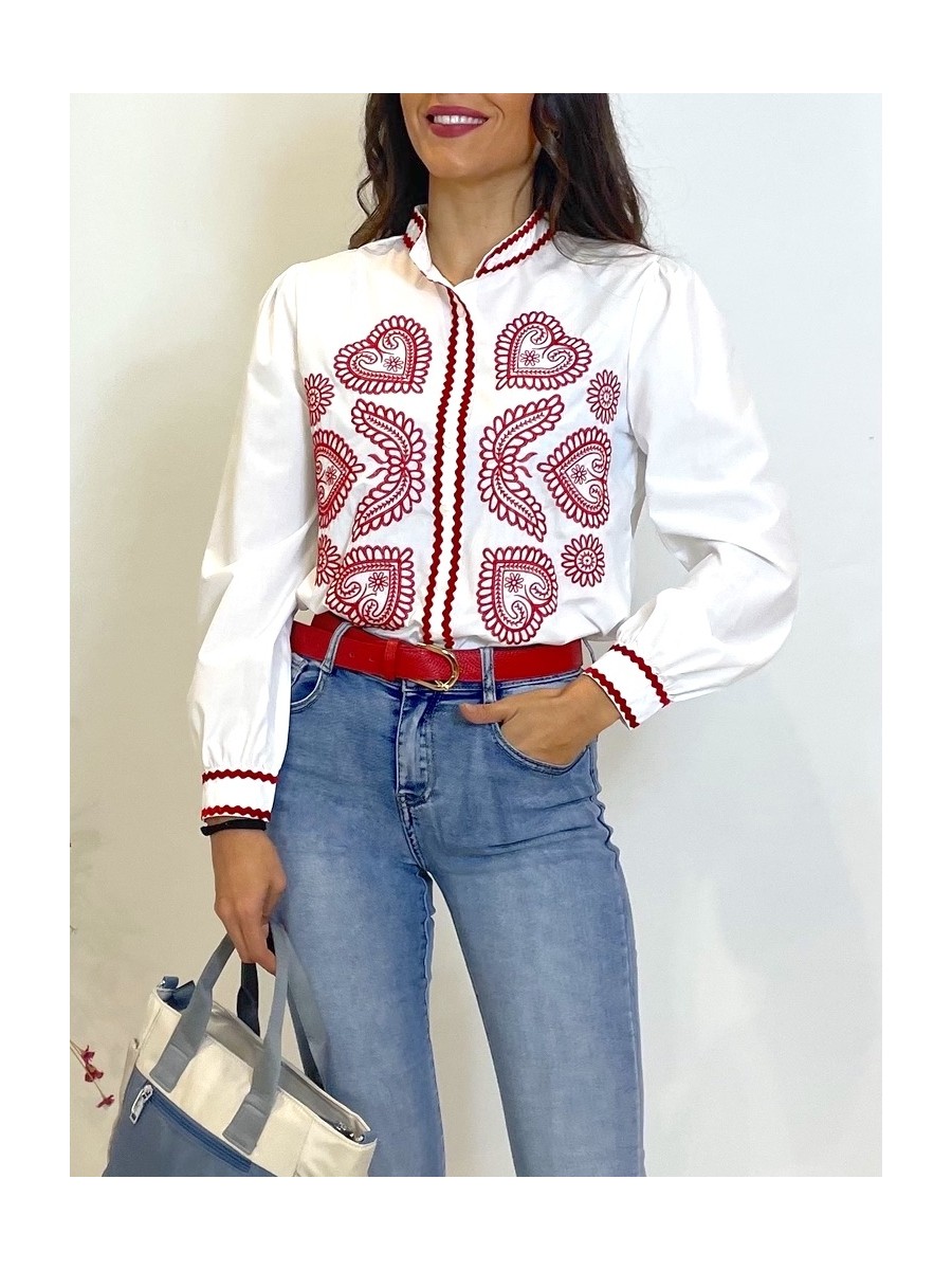 Blusa Rubí bordados rojos