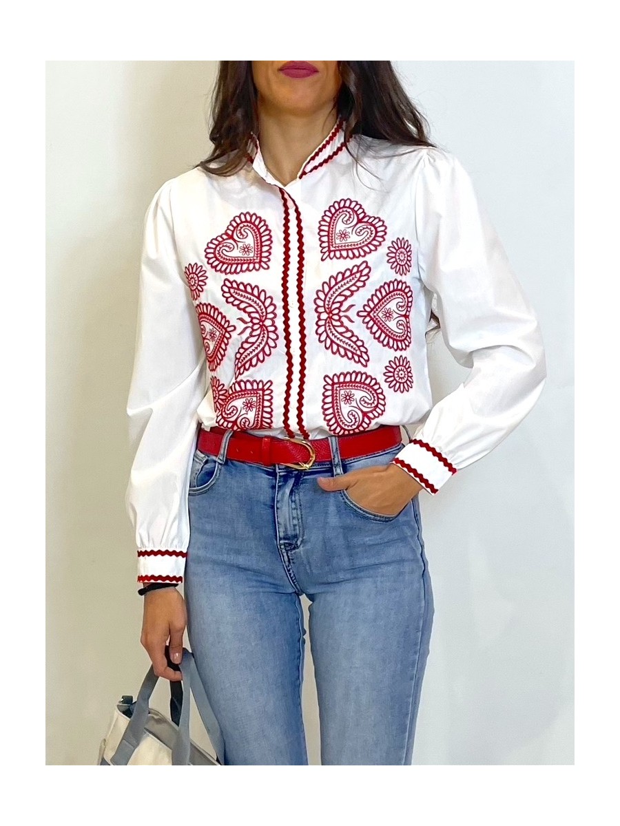 Blusa Rubí bordados rojos