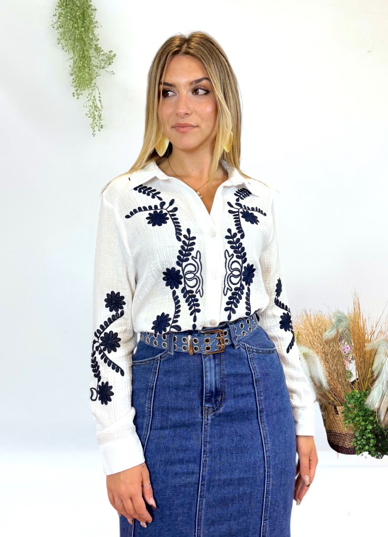 Blusa bordados azul marino