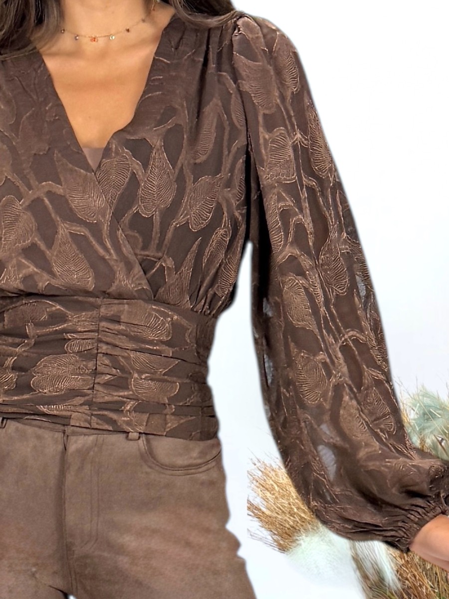Blusa Cloe marrón chocolate