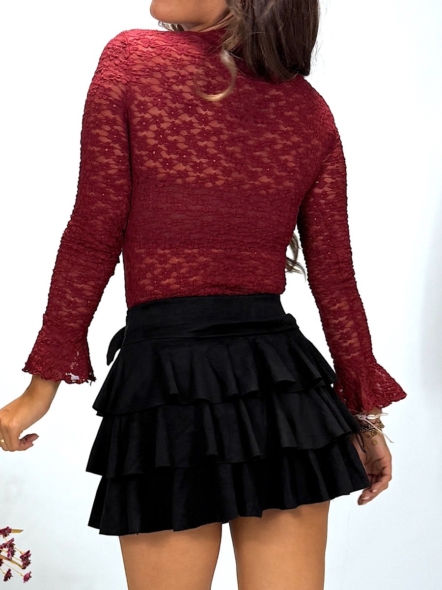 Top encaje elástico granate