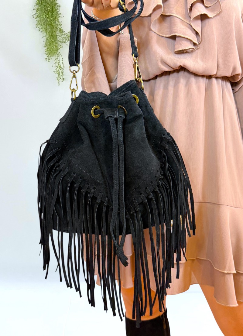 Bolso de piel flecos negro