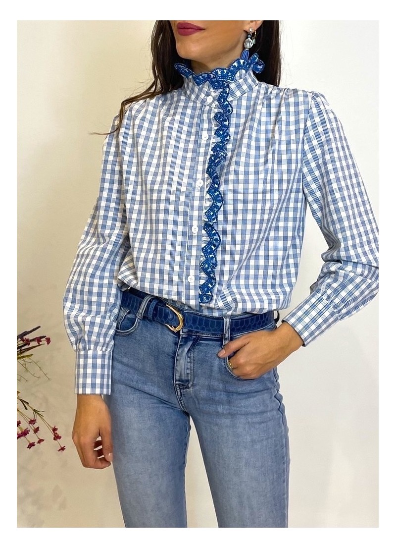 Blusa Dory cuello bordado