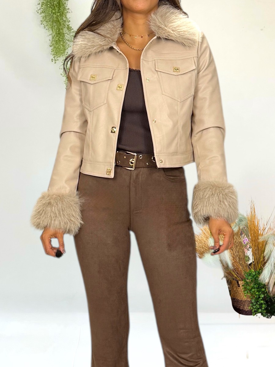 Cazadora Mia beige con pelo desmontable