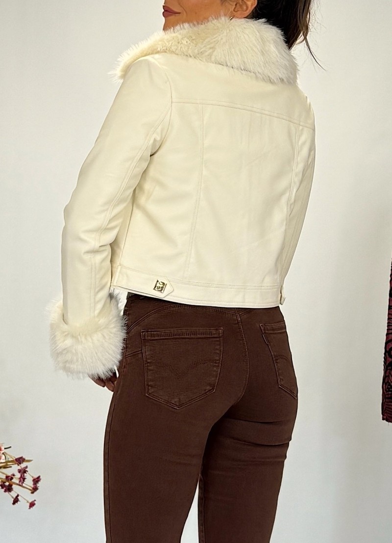 Cazadora Mia crudo con pelo desmontable