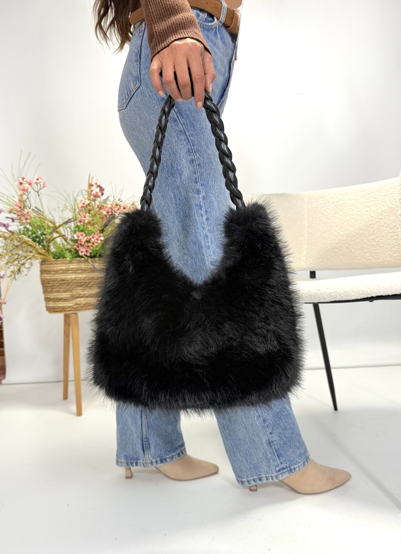 Bolso pelo negro