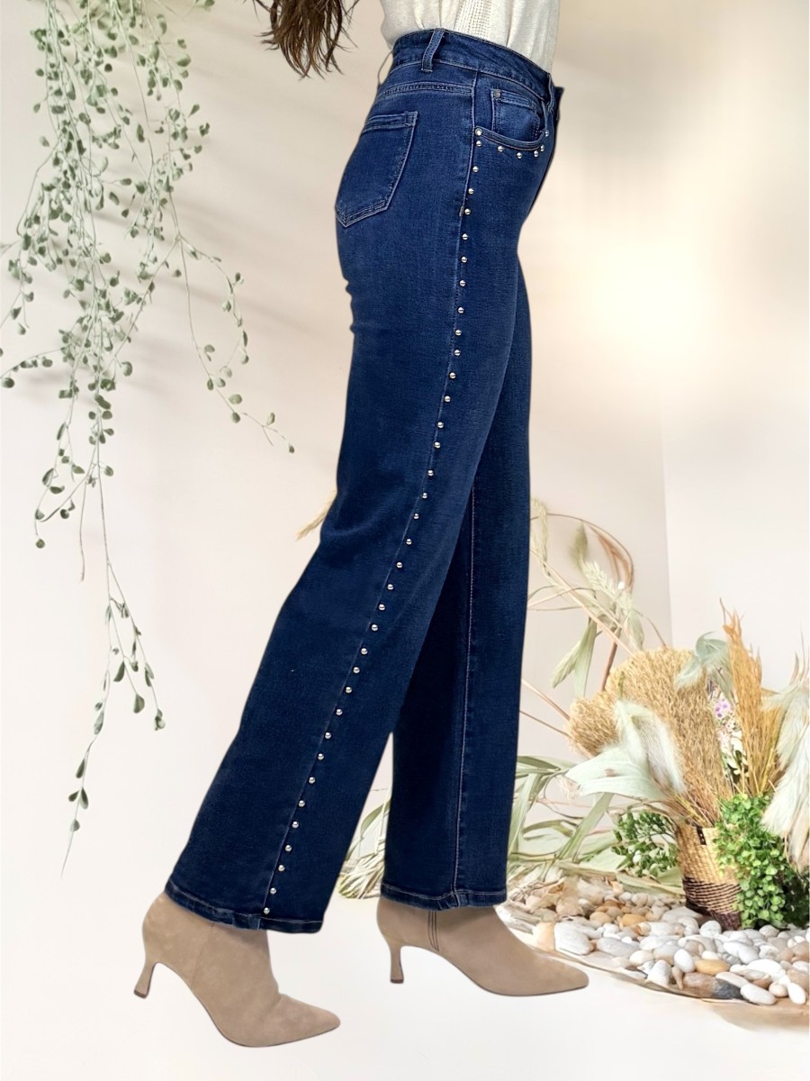 Pantalon vaquero tachas