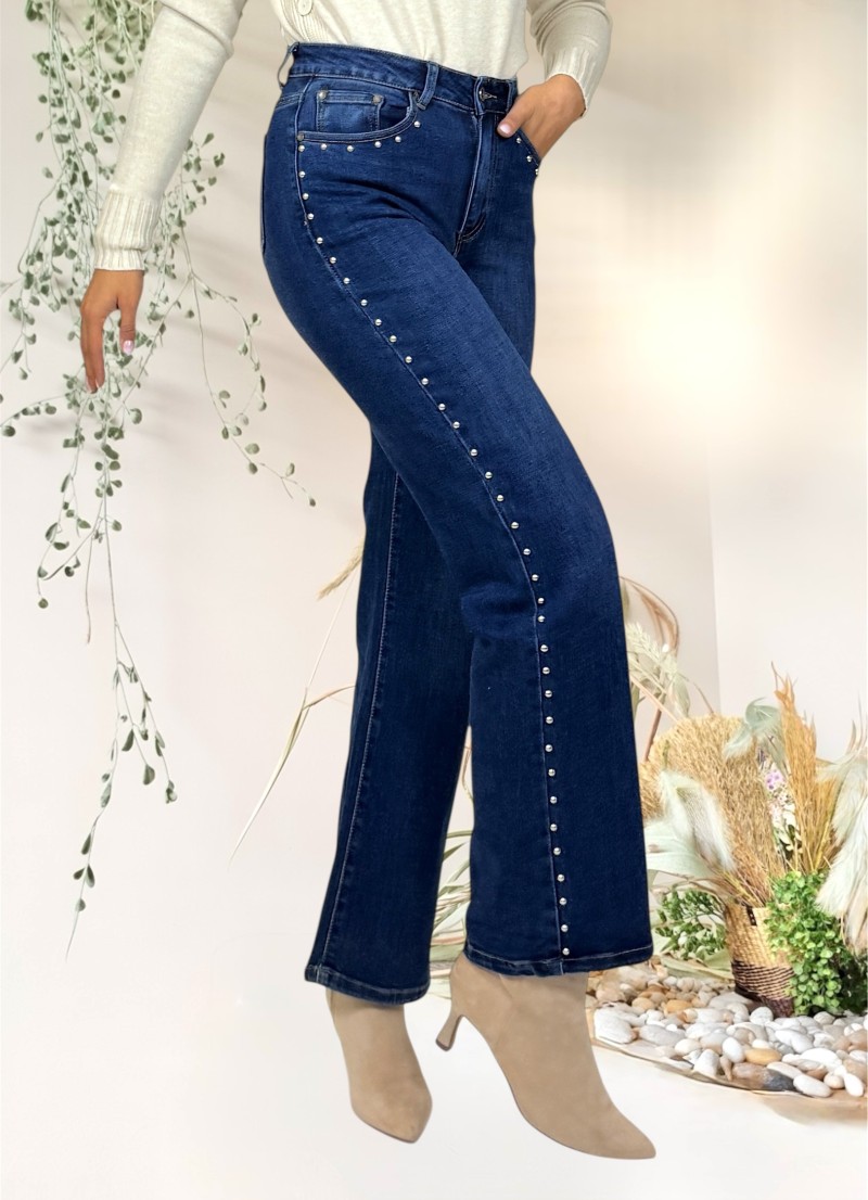Pantalon vaquero tachas