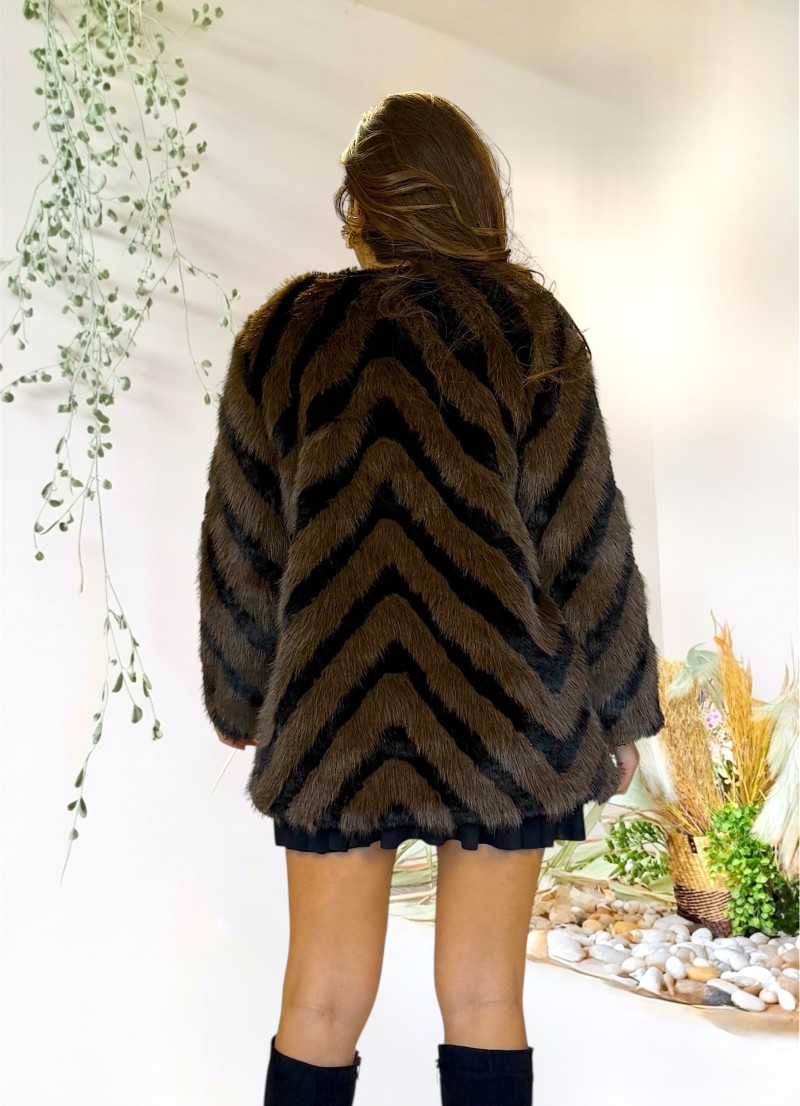 Chaqueton Judih de pelo marron y negro