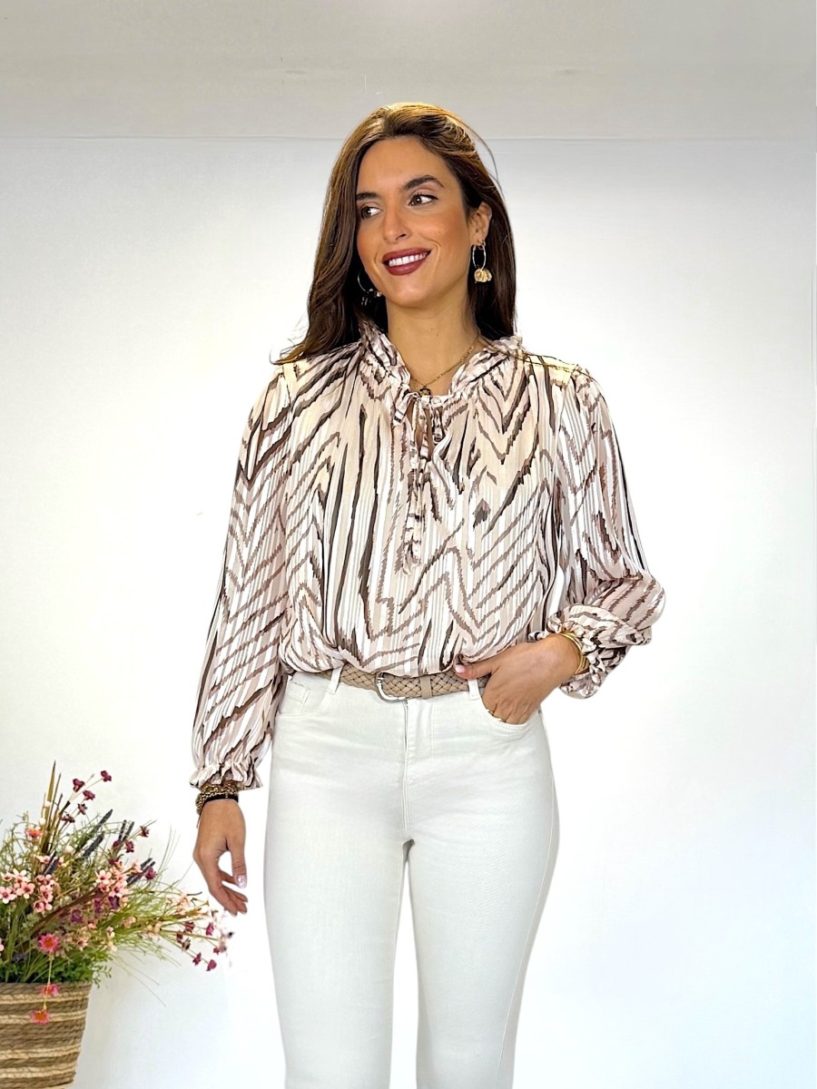 Blusa Nice fondo beige