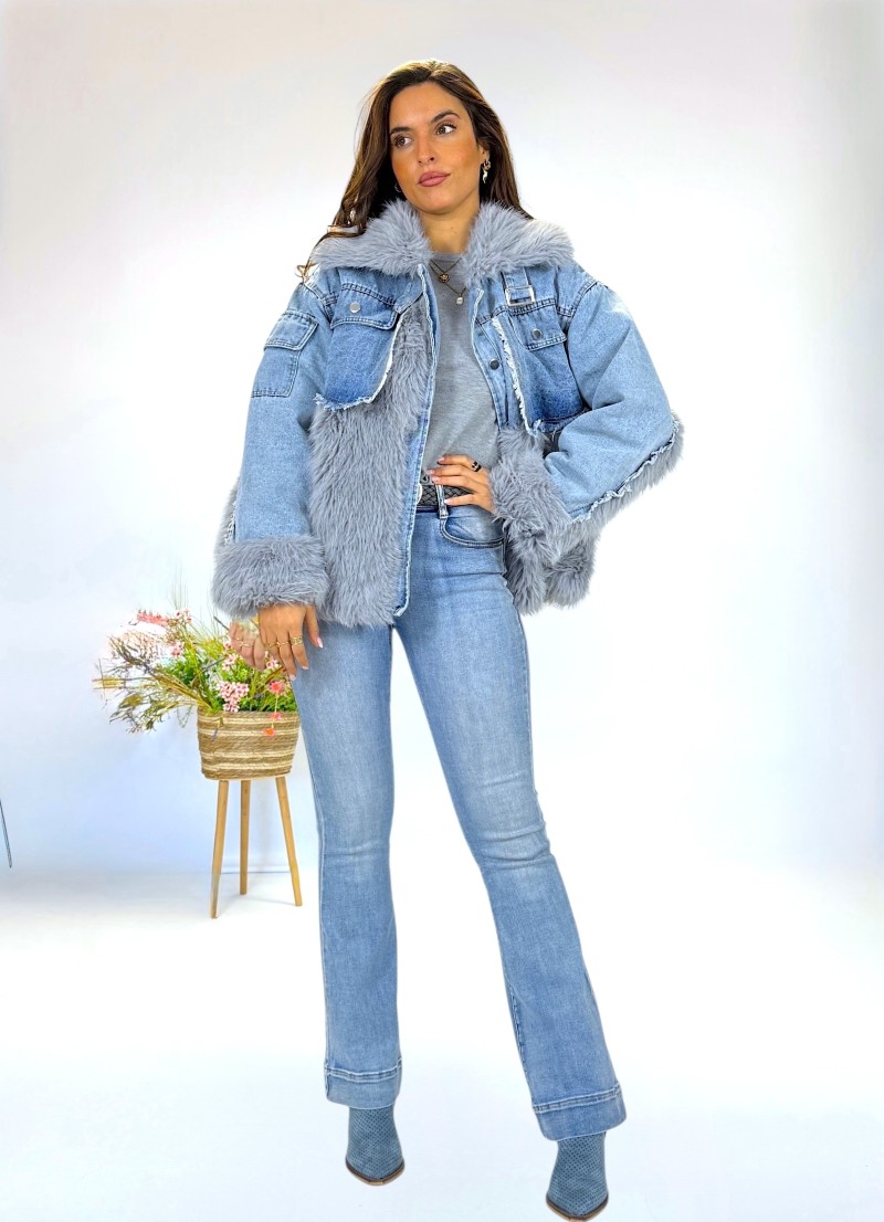 Abrigo acolchado pelo combinado denim