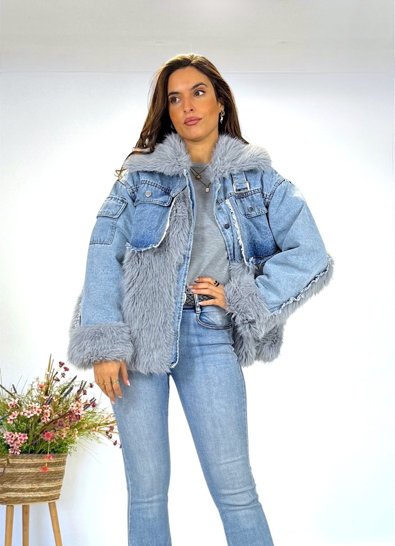 Abrigo acolchado pelo combinado denim