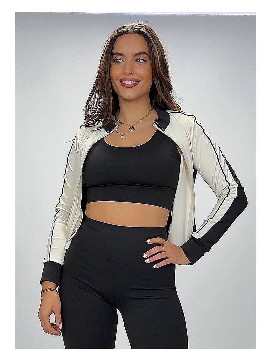 Conjunto deporte tres piezas negro