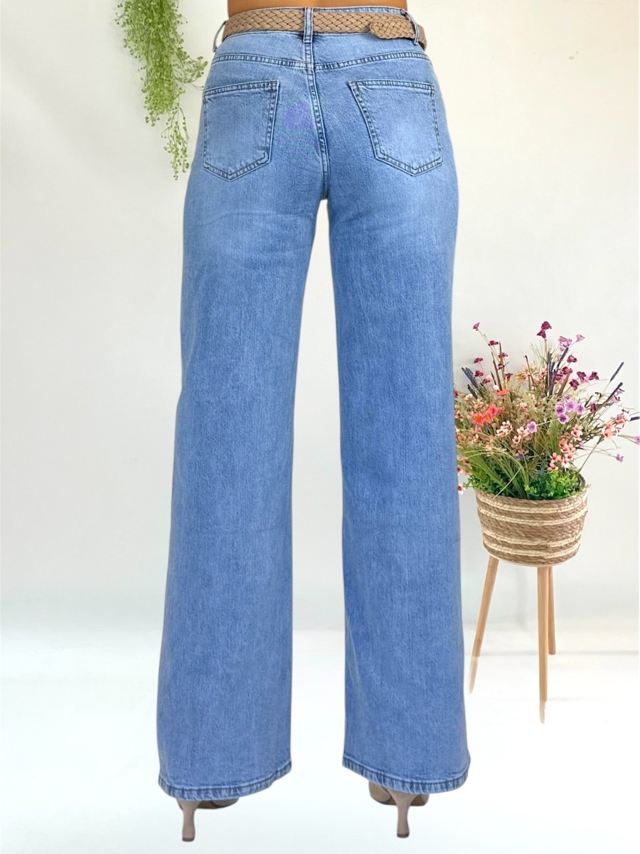 Pantalon vaquero bordado corazon