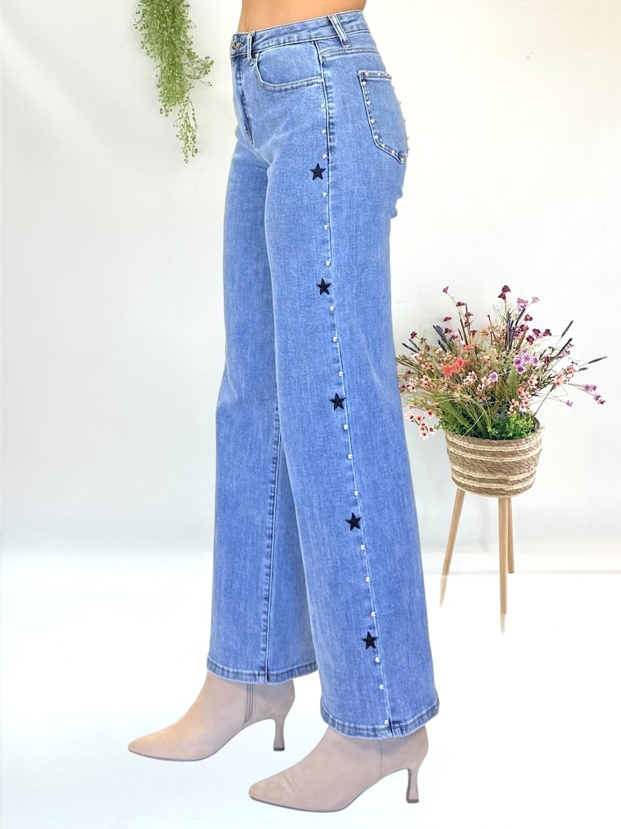 Pantalon vaquero bordado estrellas