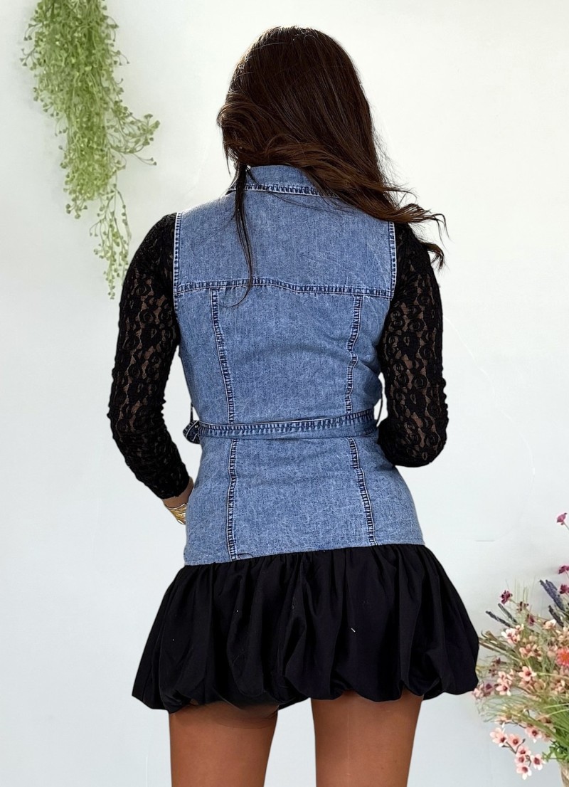 Vestido vaquero mangas de encaje negras