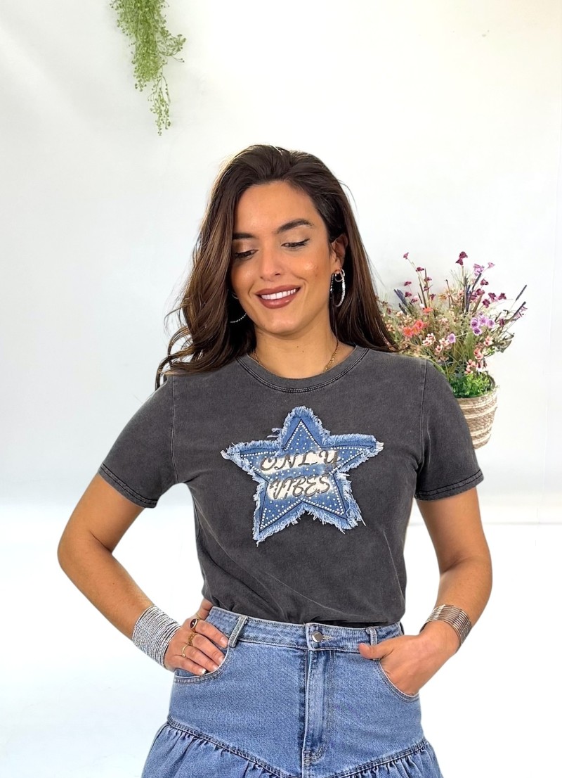 Camiseta Estrella vaquera fondo gris