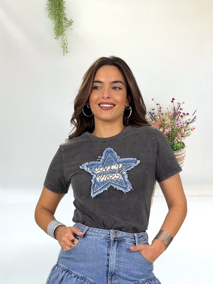 Camiseta Estrella vaquera fondo gris