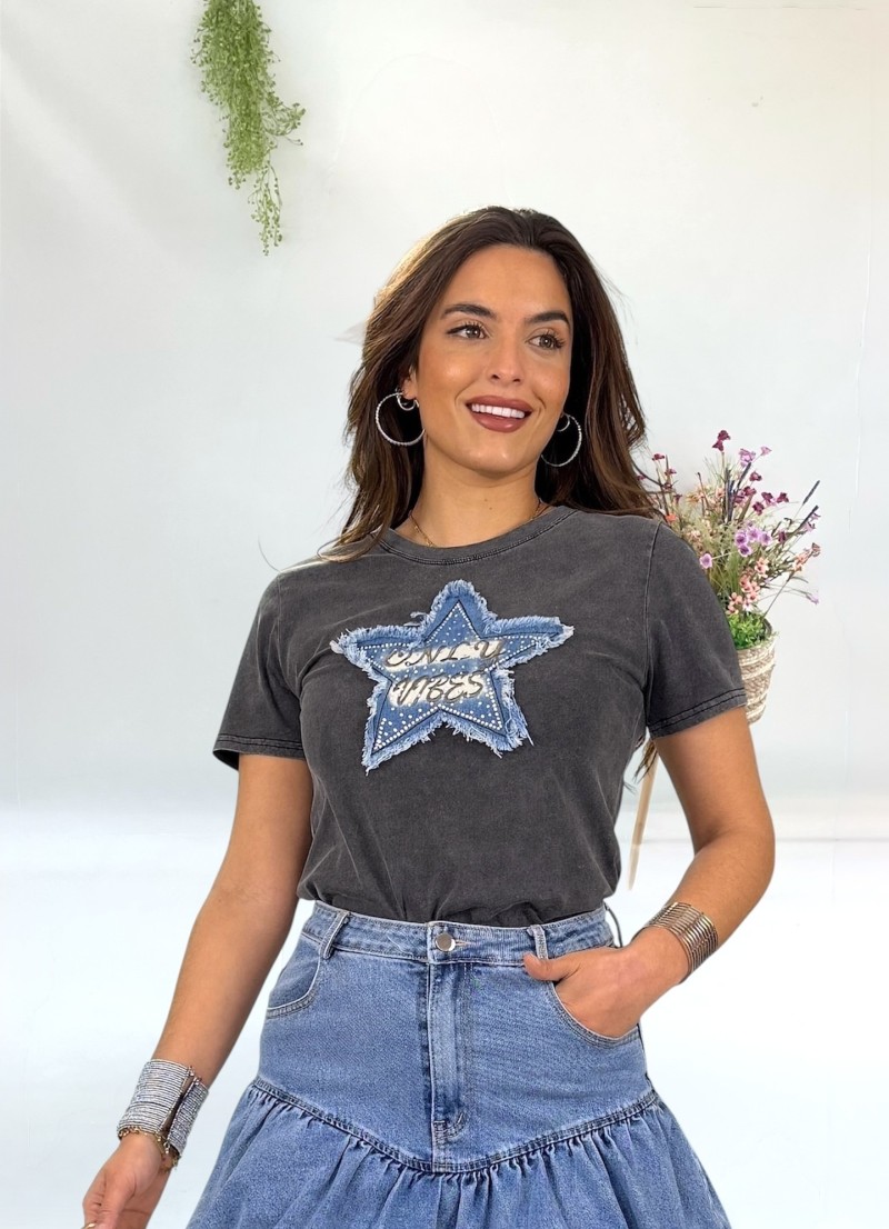 Camiseta Estrella vaquera fondo gris