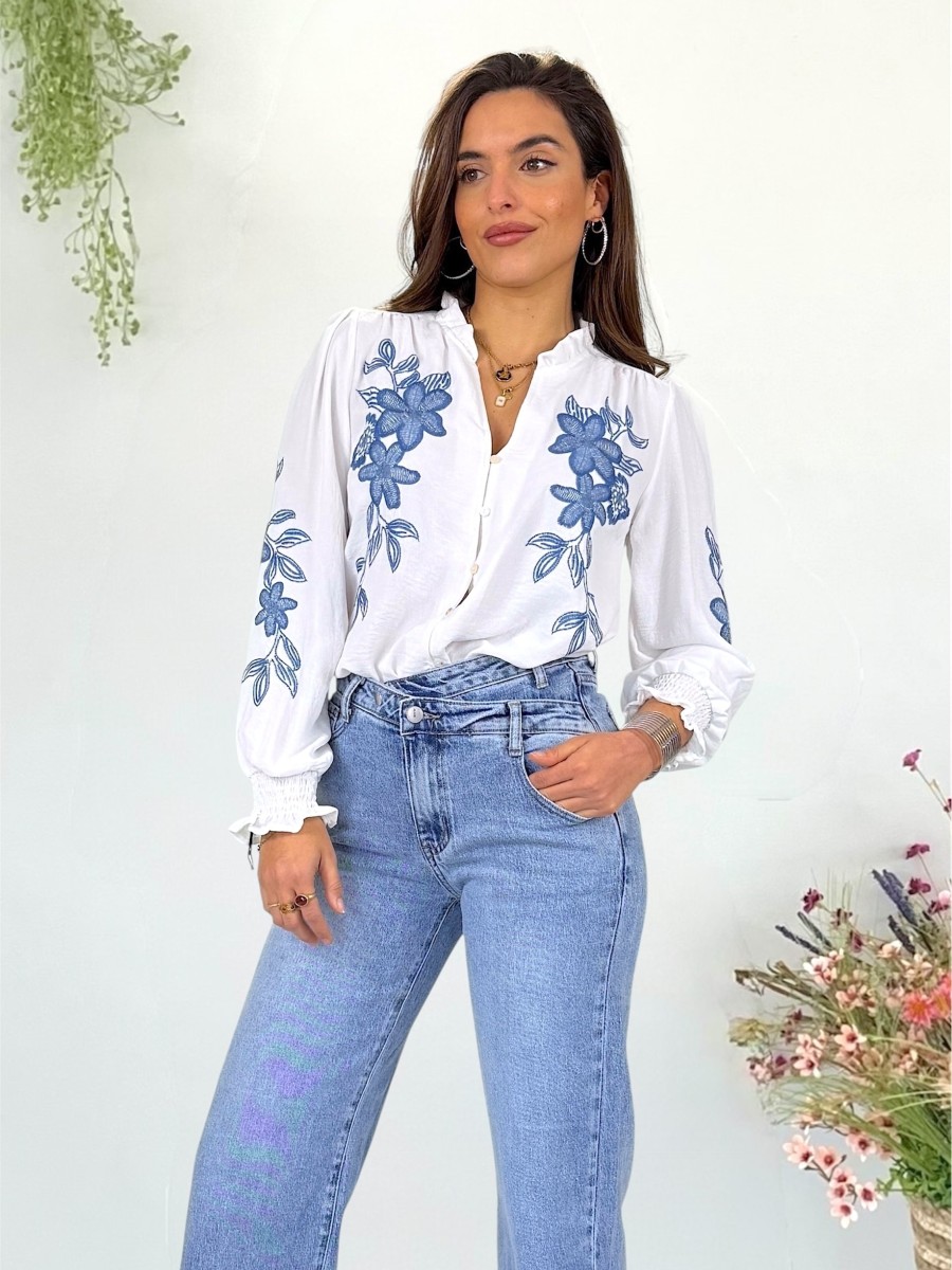 Blusa Chiara bordado azul