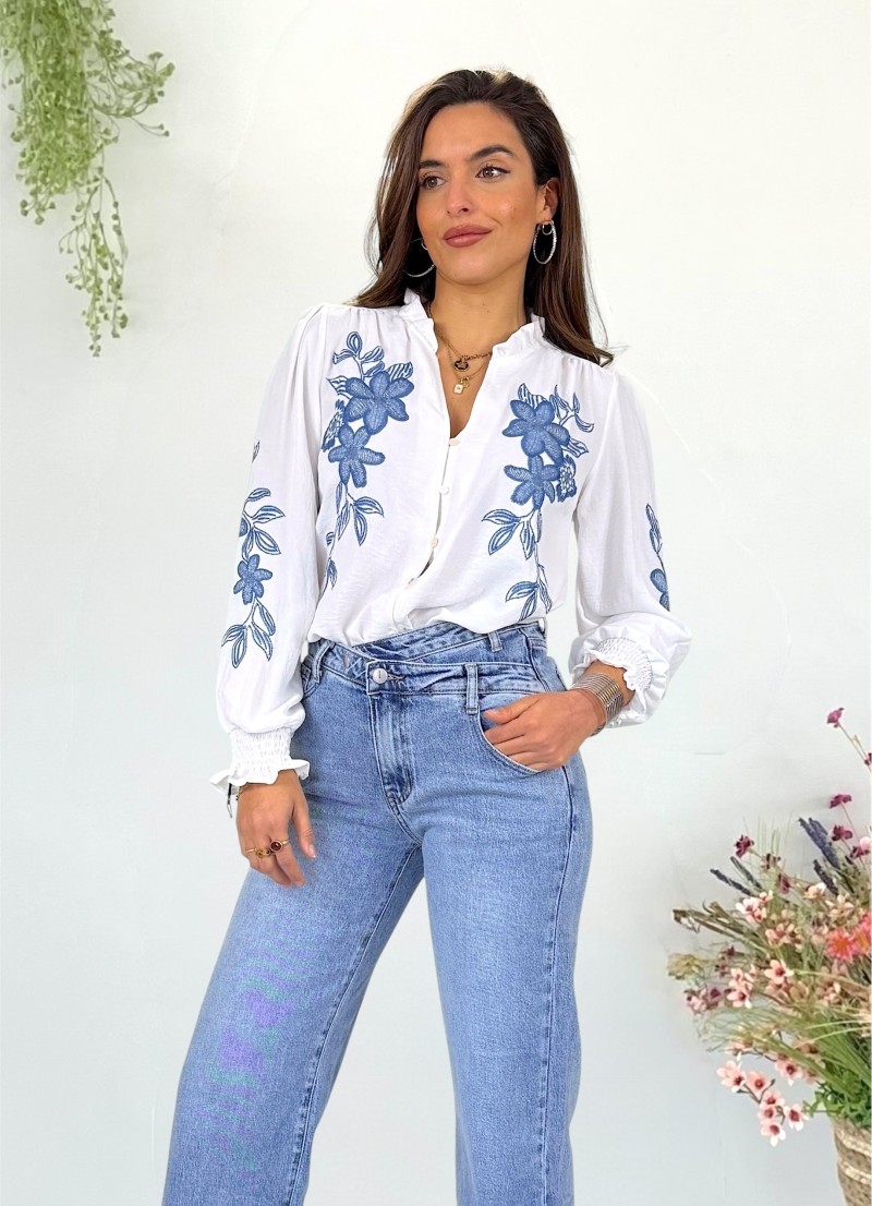 Blusa Chiara bordado azul