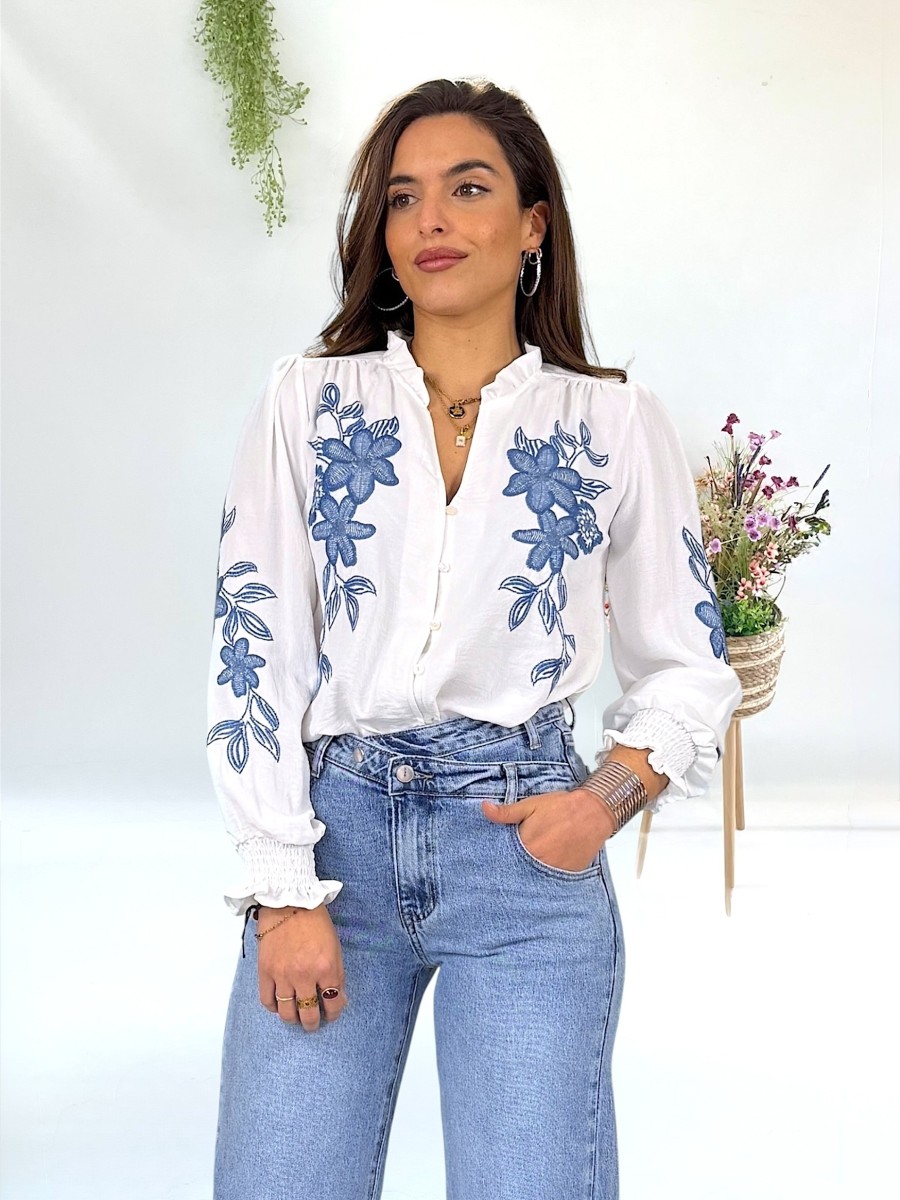 Blusa Chiara bordado azul