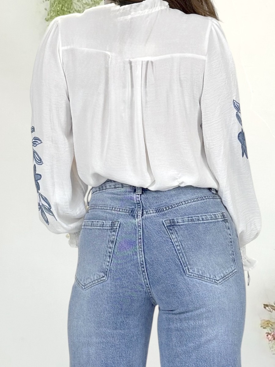 Blusa Chiara bordado azul