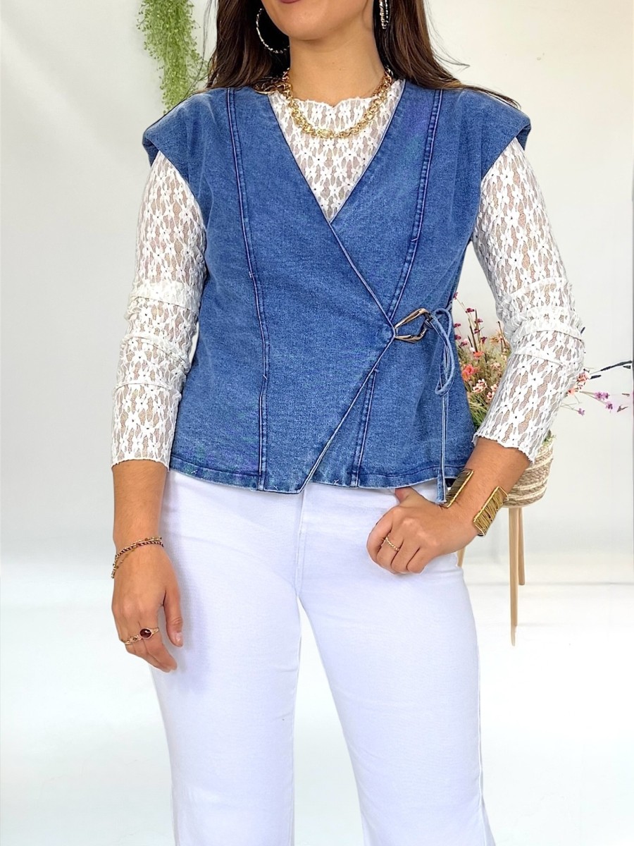 Chaleco vaquero con hombreras