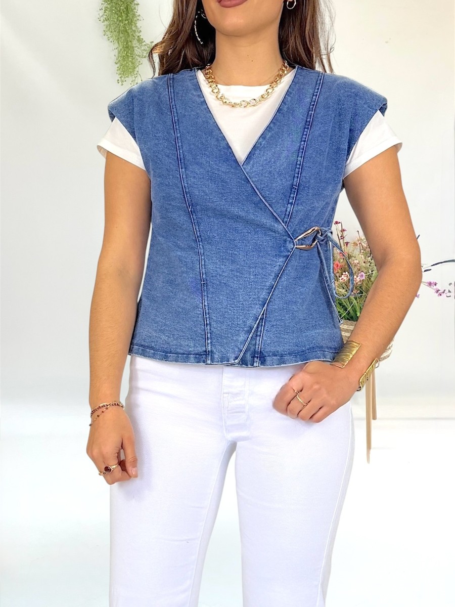 Chaleco vaquero con hombreras