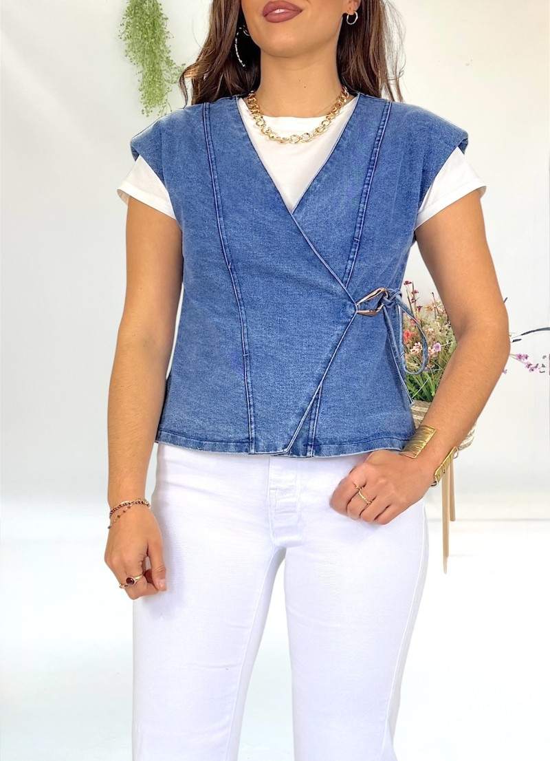 Chaleco vaquero con hombreras