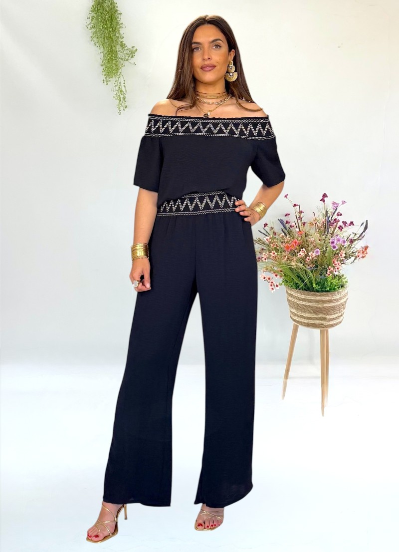 Conjunto pantalón y blusa negro