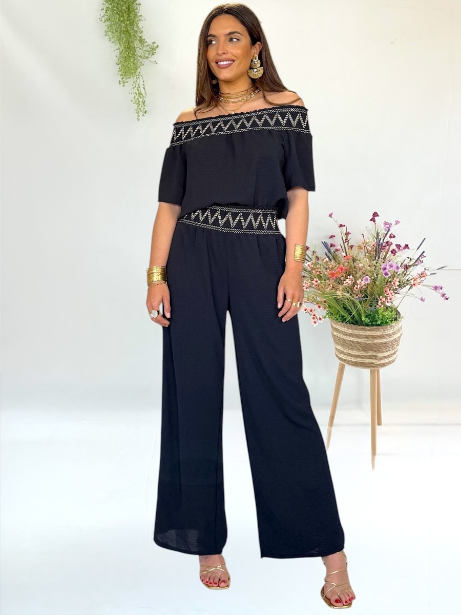 Conjunto pantalón y blusa negro