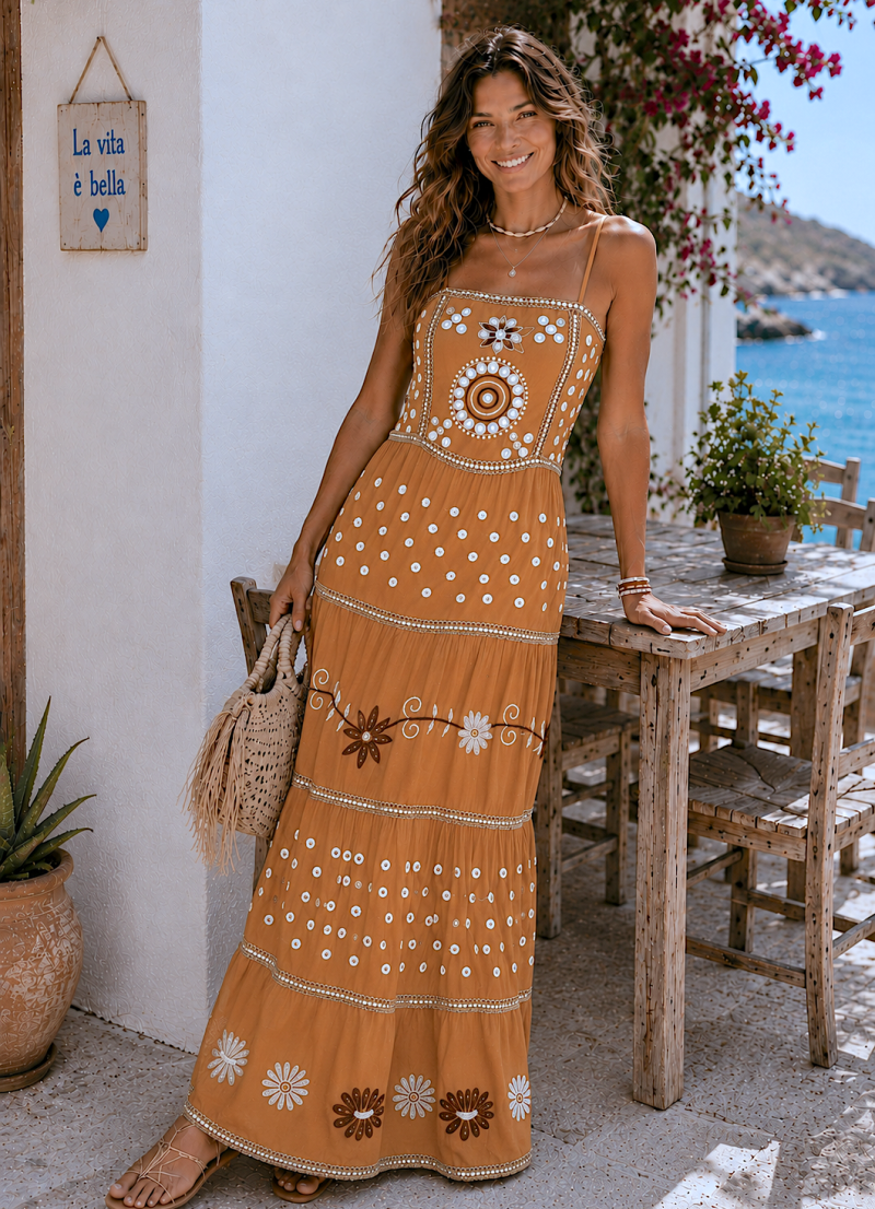 Vestido Ane caramelo bordado y lentenjuelas