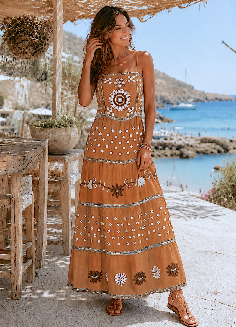 Vestido Ane caramelo bordado y lentenjuelas