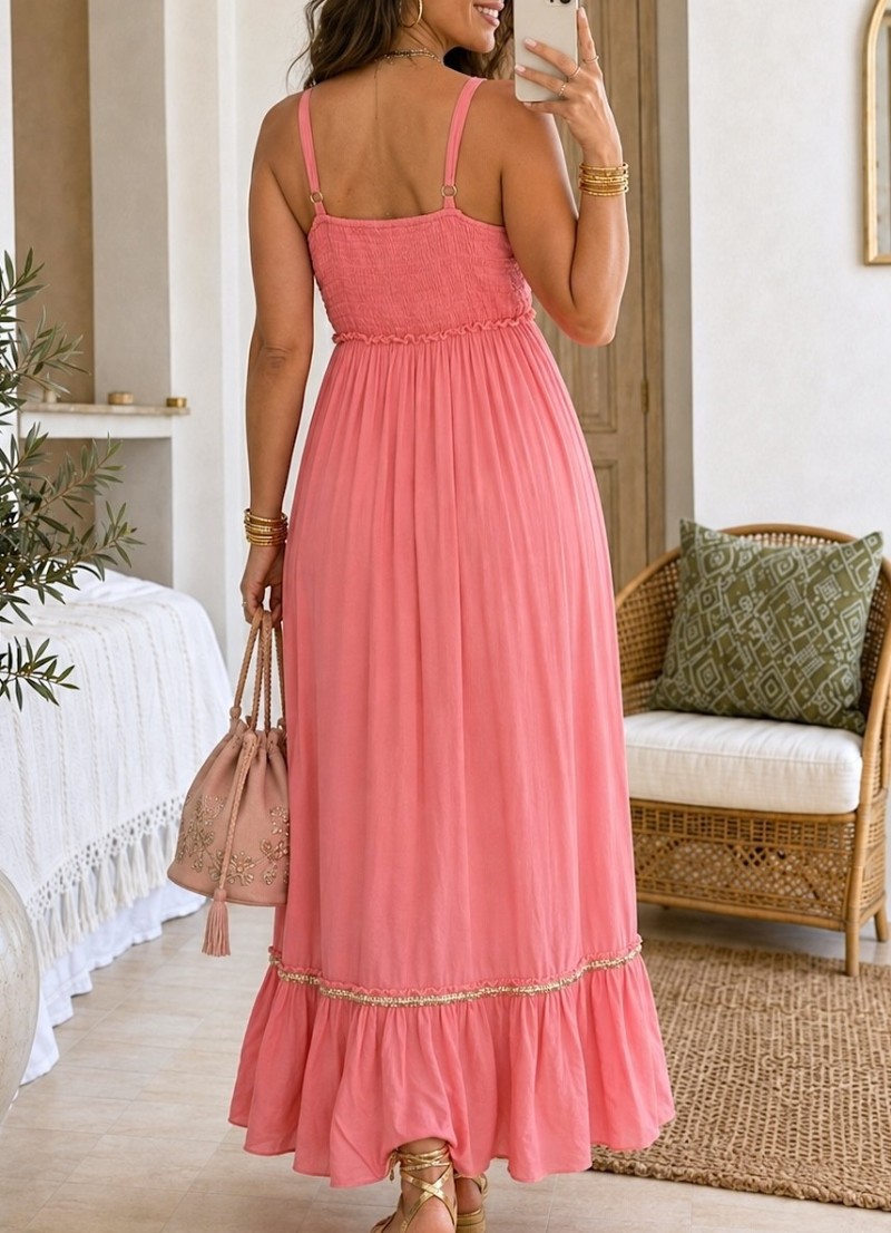 Vestido Tarsa coral bordado con pedrería