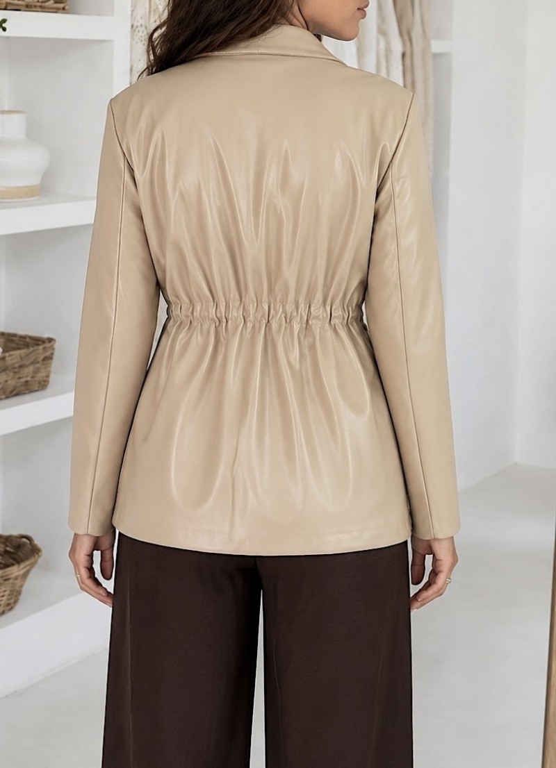 Chaqueta Nora polipiel beige