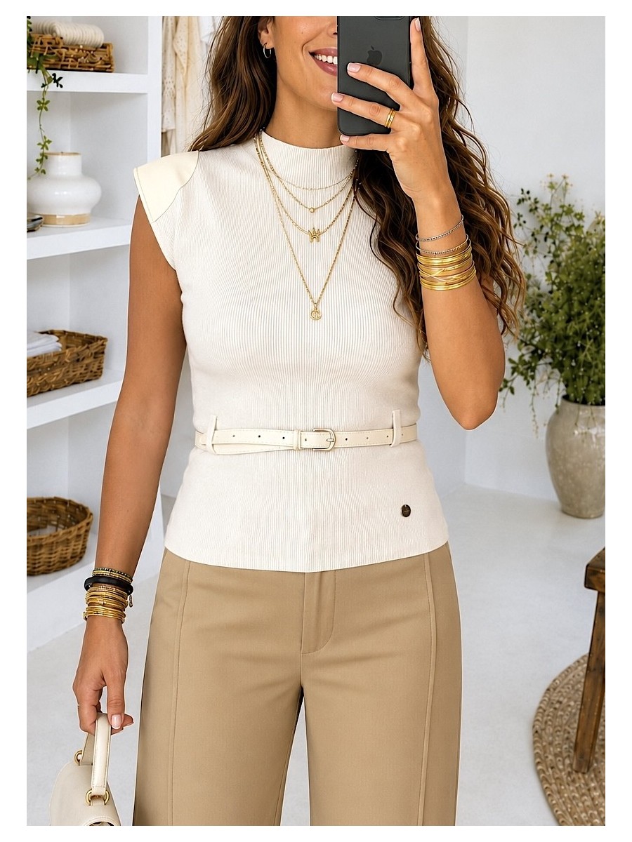 Top de punto hombros polipiel beige