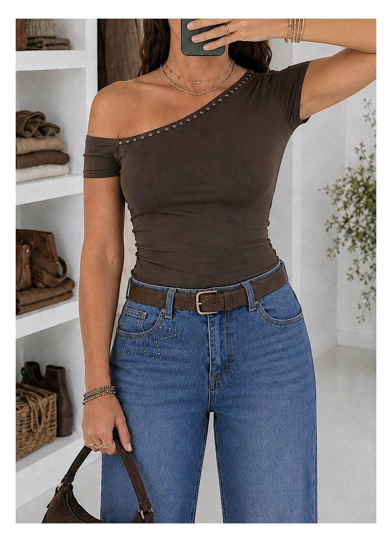 Camiseta Tachas marrón