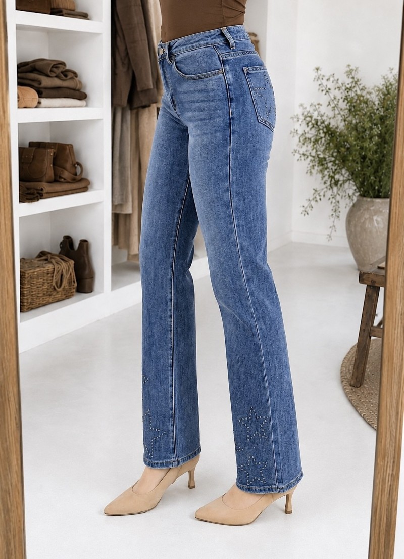 Pantalon vaquero tachuelas estrella