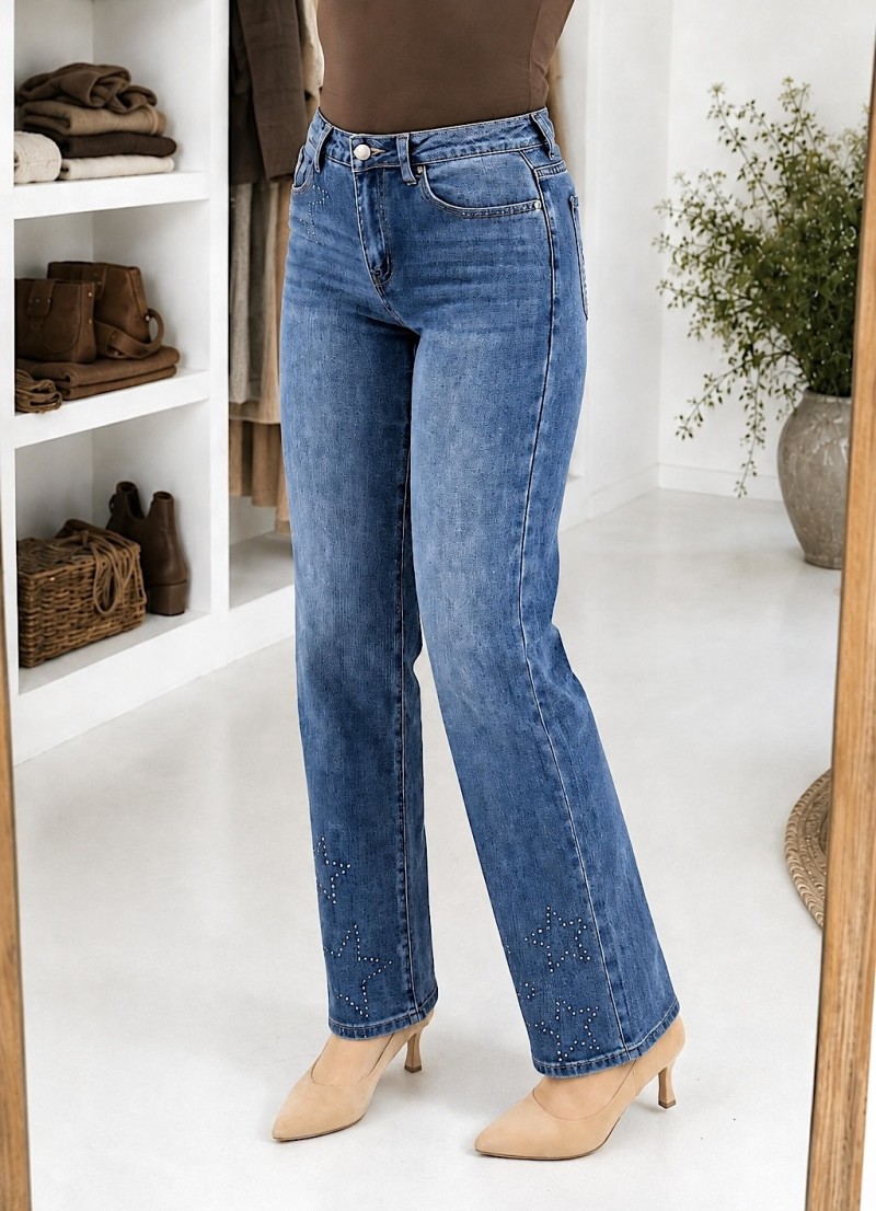 Pantalon vaquero tachuelas estrella