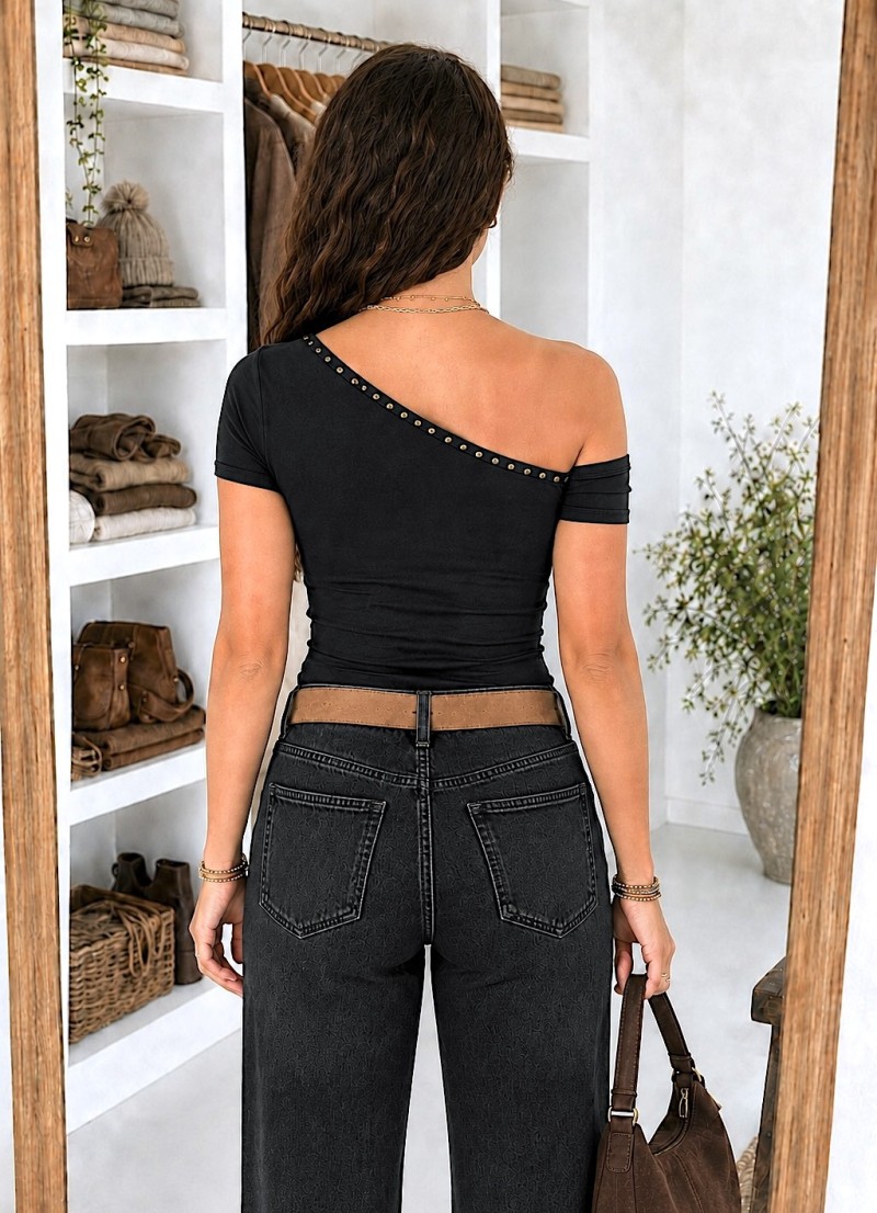 Camiseta Tachas negra