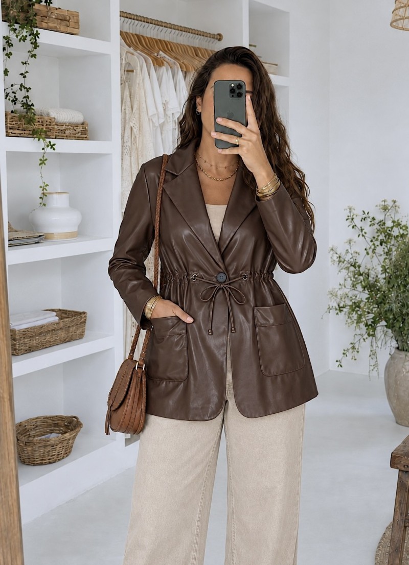 Chaqueta Nora polipiel marrón