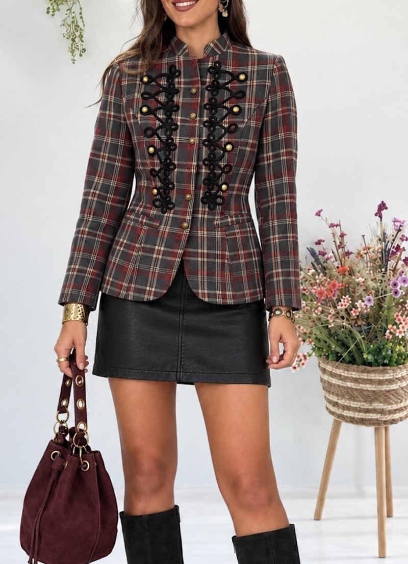 Chaqueta Wila cuadros con bordados